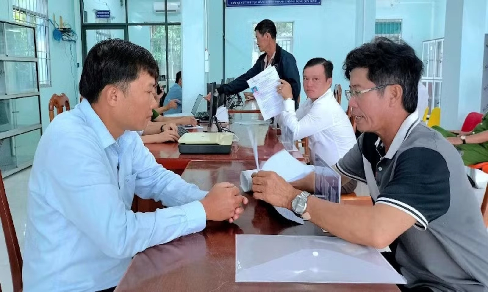 Cán bộ sẽ được đánh giá hằng quý theo “6 rõ”, gắn chặt KPI công việc