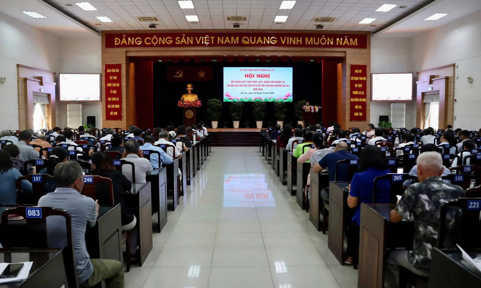 Định hình trọng trách Trưởng thôn sau sáp nhập