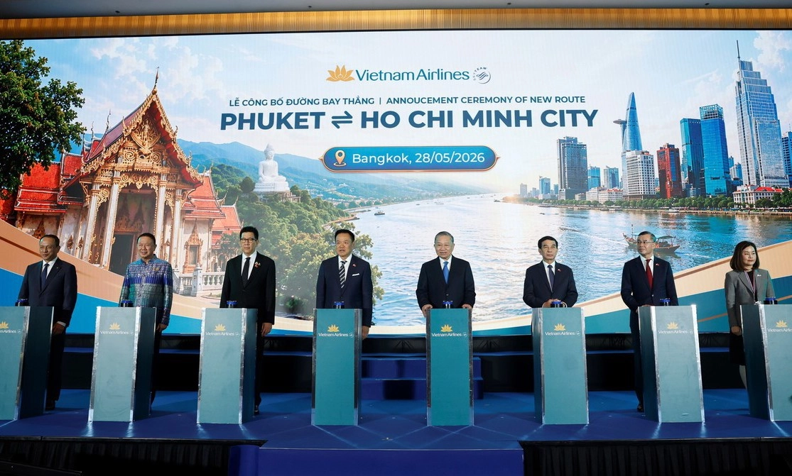 Vietnam Airlines mở đường bay thẳng sang Phuket (Thái Lan)