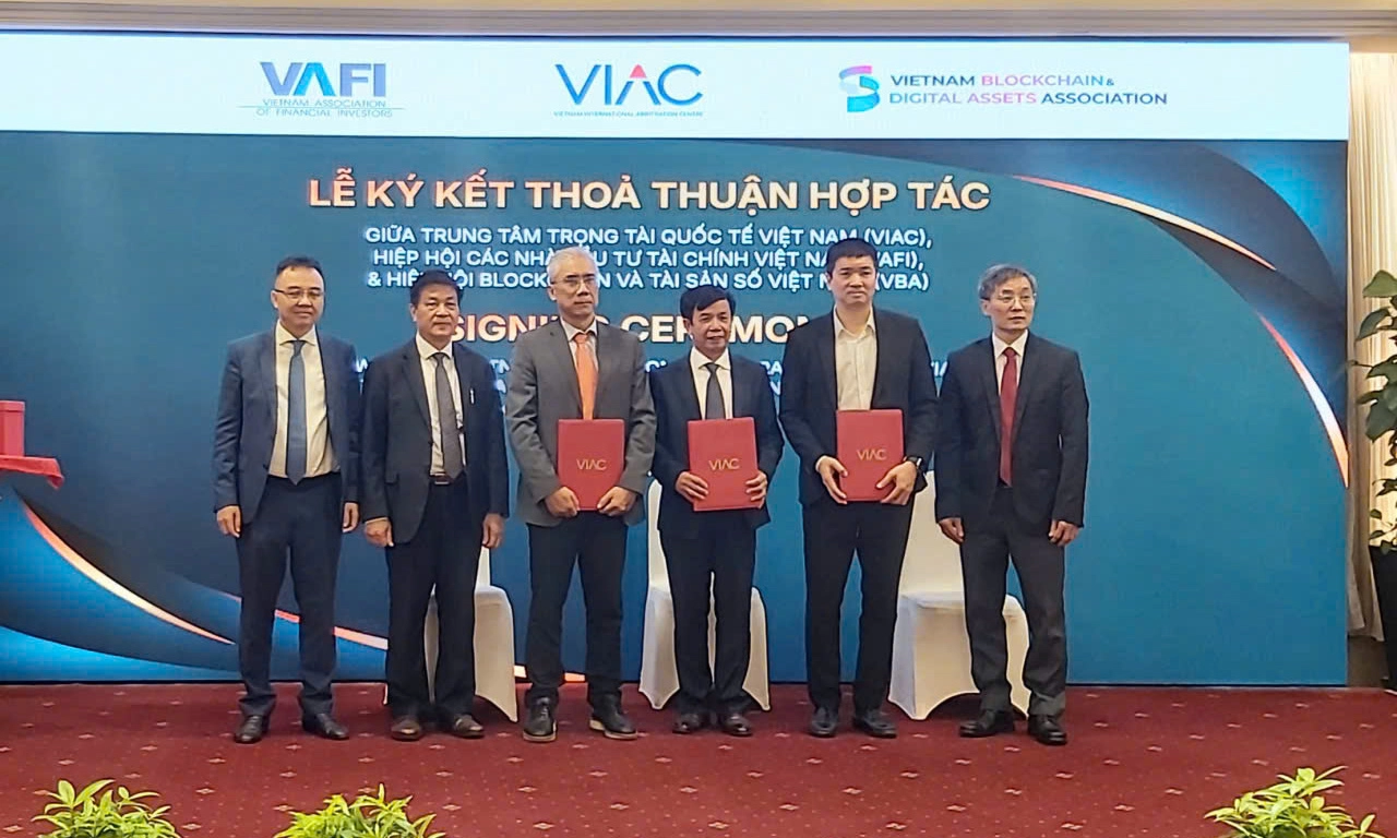 Thành lập Hội đồng Chuyên gia Tranh chấp FinTech undefined Kinh tế số VIAC