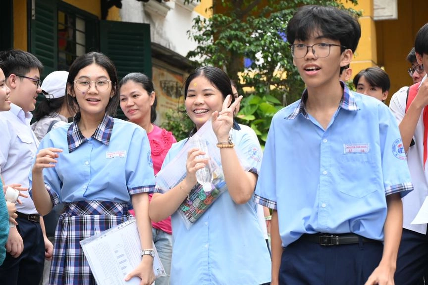 Hơn 151.000 thí sinh TPHCM hoàn thành bài thi Toán lớp 10: Đề thi phân hóa cao