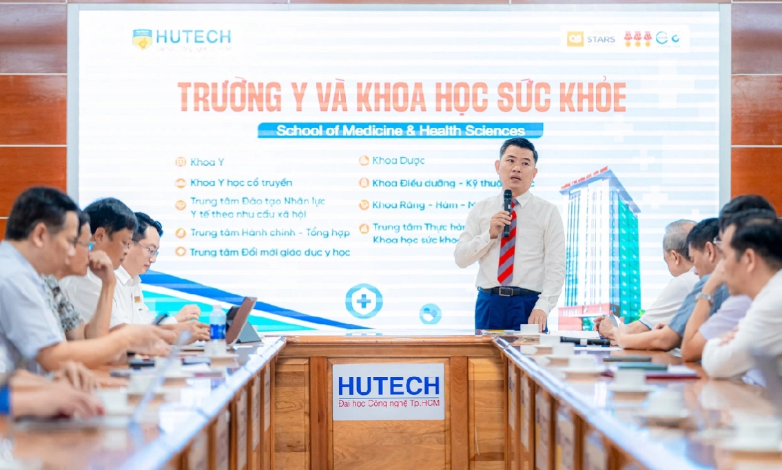 PGS.TS.BS Nguyễn Thanh Hiệp được bổ nhiệm làm Hiệu trưởng Trường Y HUTECH