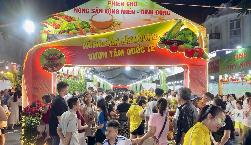 Hơn 180 gian hàng nông sản về phường Bình Đông dịp Tết Đoan Ngọ năm 2026