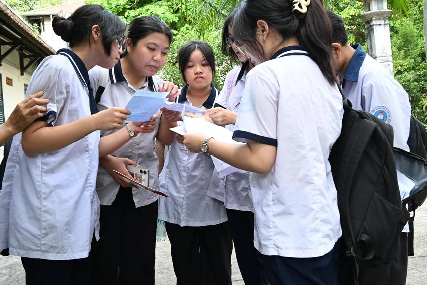 Thí sinh TPHCM hào hứng với đề Văn mang tính thời sự