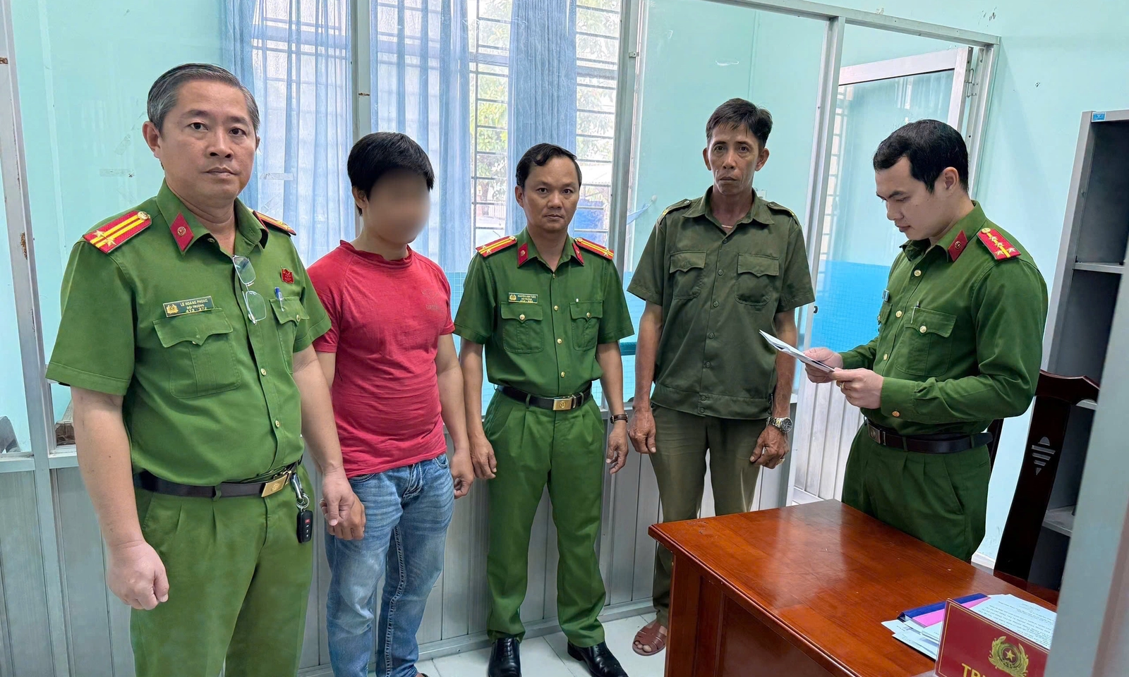 Triệt phá đường dây sản xuất dầu gió giả quy mô lớn, thu giữ hơn 27.000 sản phẩm