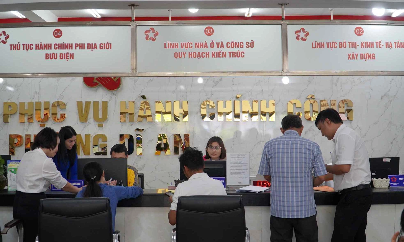 Bộ Chính trị quyết định phân bổ hơn 1,87 triệu biên chế năm 2026