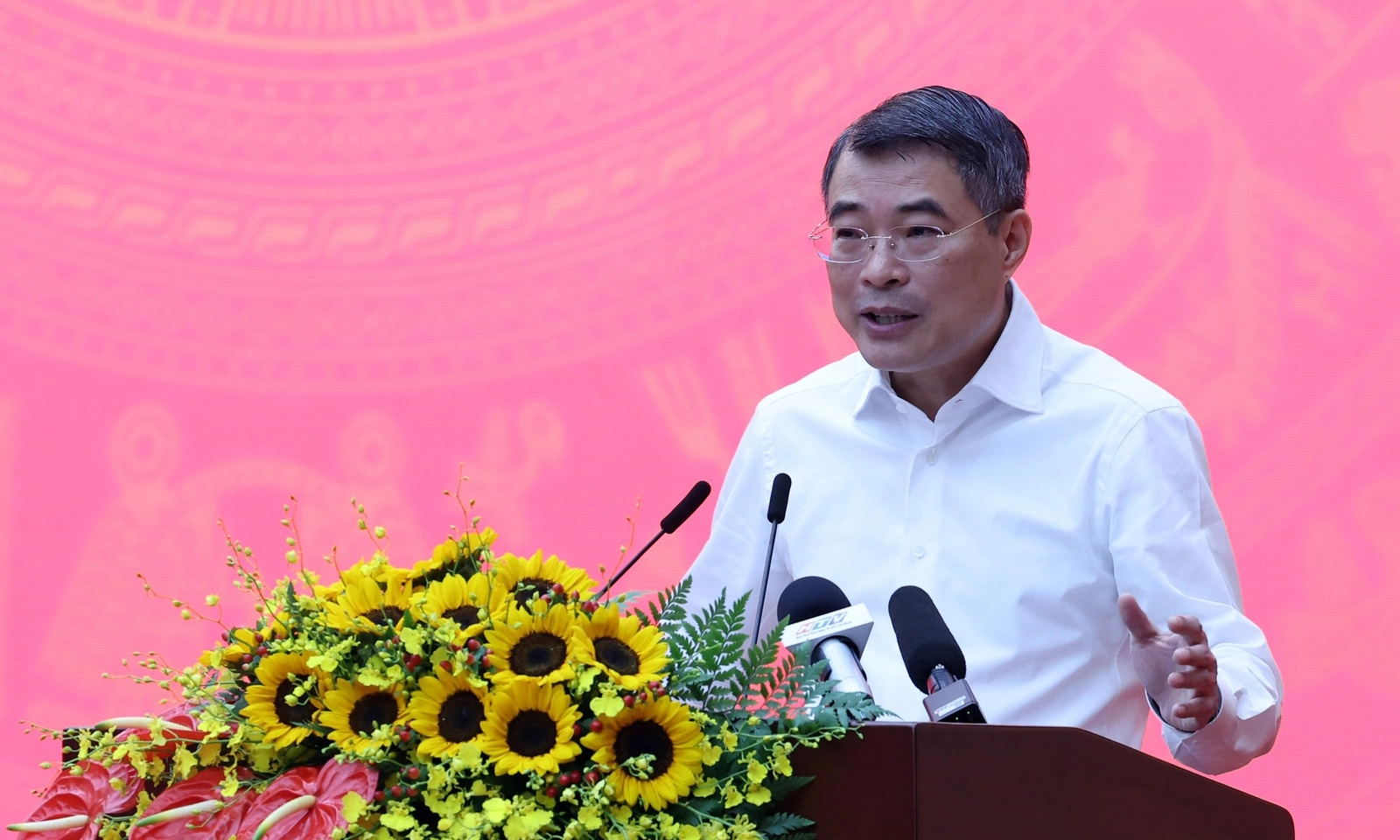 Thủ tướng: Xây dựng Luật Đô thị đặc biệt cho TPHCM với các nhóm chính sách mạnh, đột phá, khả thi