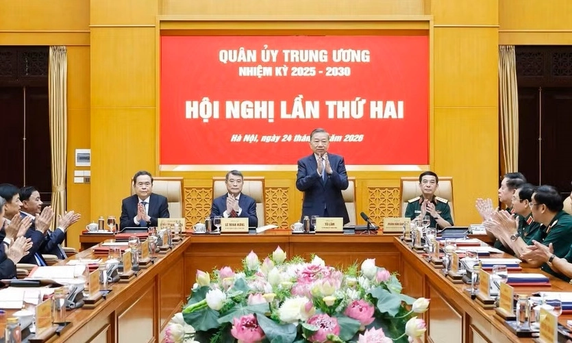 Thảo luận nhiều vấn đề chiến lược tại Hội nghị Quân ủy Trung ương lần thứ hai