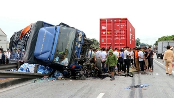 Khởi tố tài xế gây TNGT làm 5 người chết ở Hải Dương 