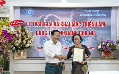 “Gia đình” - Niềm hạnh phúc của nữ giới