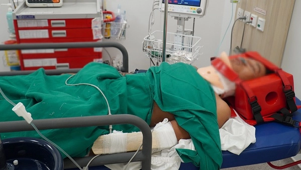 Cấp cứu kịp thời trường hợp tai nạn giao thông nghiêm trọng