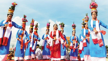 Tập ca khúc Tiếng hát Chăm bên sông Sài Gòn