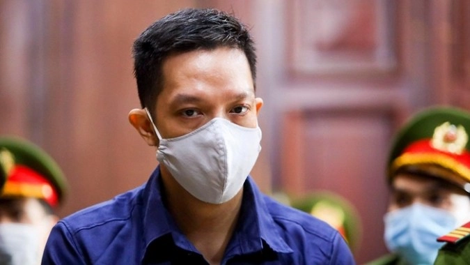 Vụ bé gái 8 tuổi bị bạo hành: Không thay đổi tội danh người cha