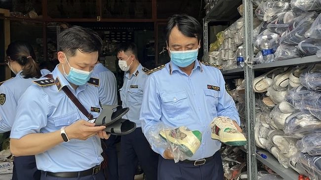 Chống hàng giả, hàng nhái vẫn quá nan giải