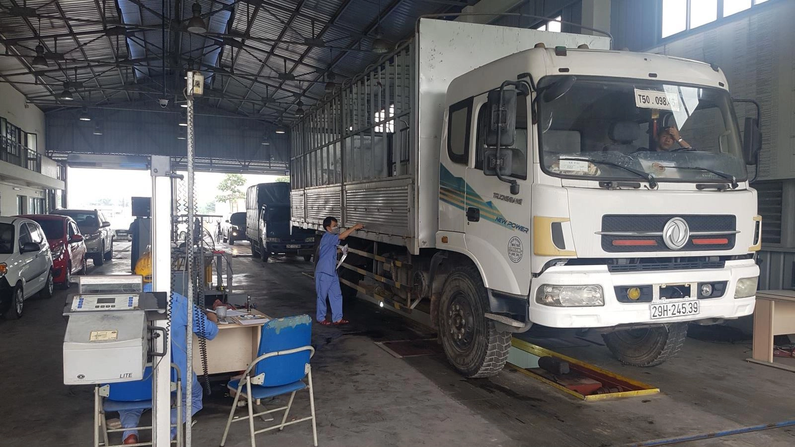 35-40% ôtô đăng kiểm không đạt yêu cầu