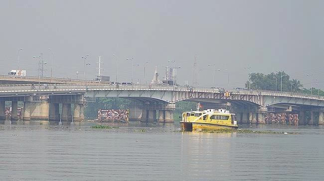 TPHCM: Bảo đảm an toàn giao thông các cầu bắc qua giao thông thủy