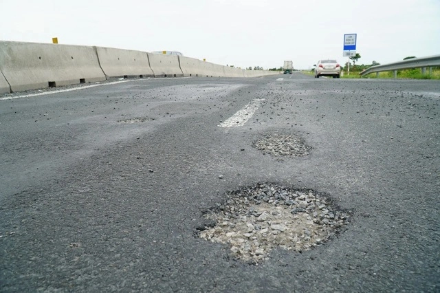 Cần nâng cấp gấp tuyến Lộ Tẻ - Rạch Sỏi