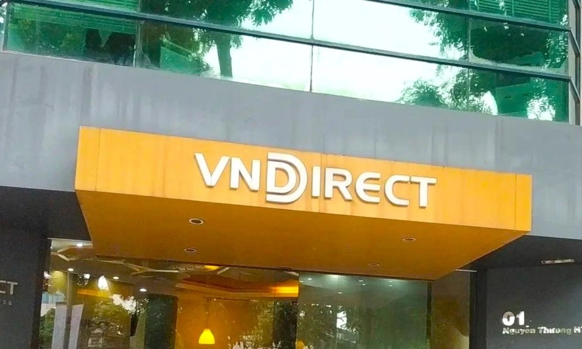 Các sở giao dịch chứng khoán kết nối trở lại với VNDirect