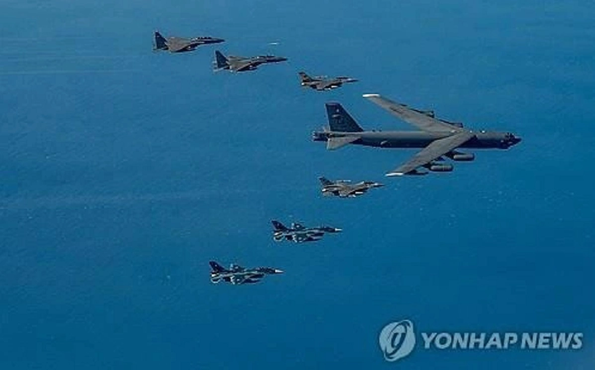 Hàn Quốc, Mỹ và Nhật Bản tập trận trên không