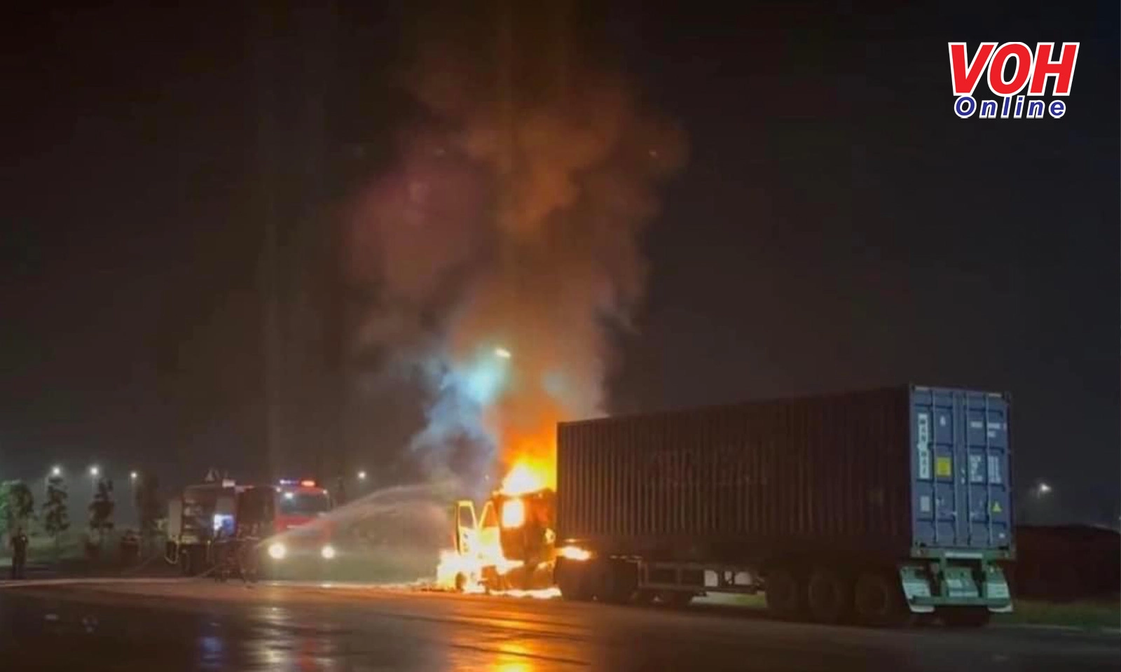 Hơn 7000 cú sét đánh xuống Hà Nội: Hiện tượng bình thường hay bất thường?